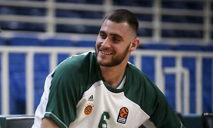 Παπαγιάννης: «Γύρισα για τον Παναθηναϊκό και το έβδομο»