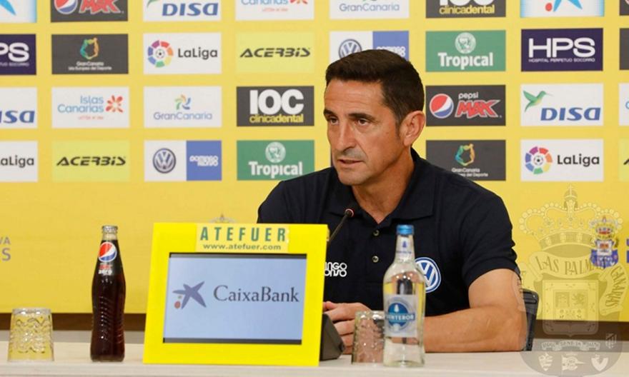 Χιμένεθ: «Δύσκολο να βλέπω την ΑΕΚ με τον Άγιαξ, και εγώ να παίζω με την Εξτρεμαδούρα»