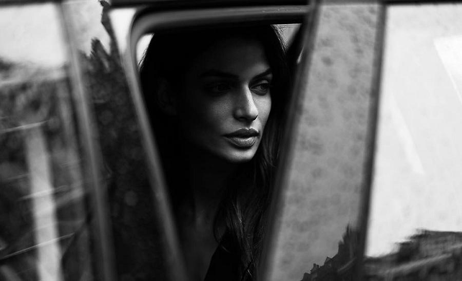 Η Τόνια Σωτηροπούλου θα σε μαγέψει (ξανά) σε αυτές τις λήψεις (pics)