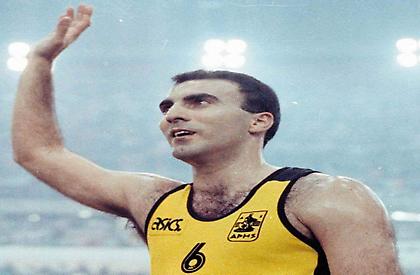 Το πικρό «φεύγω» του Νίκου Γκάλη ειπώθηκε με 184 λέξεις