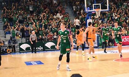 Κάιλ Ουίλτζερ: Έβαλε 13 πόντους σε λιγότερο από τέσσερα λεπτά! (video)