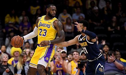 Μαγική ασίστ Λεμπρόν και τάπα του υγιή Χέιγουορντ στο Top 5 (video)