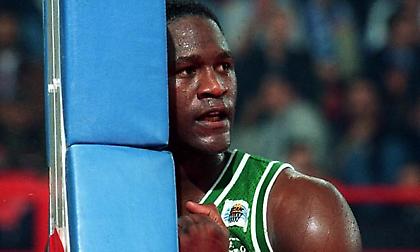 Σαν σήμερα: Η παρθενική εμφάνιση του Ντομινίκ Ουίλκινς στο ελληνικό πρωτάθλημα