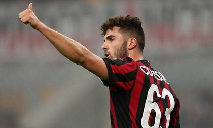 Έτοιμος για Ολυμπιακό ο Κουτρόνε