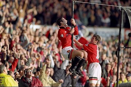 Η επιστροφή του Ερίκ Καντονά σε ντέρμπι Γιουνάιτεντ-Λίβερπουλ