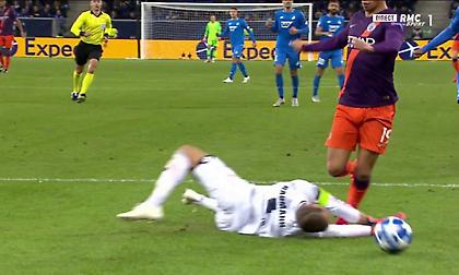 Το πέναλτι που δεν δόθηκε στον Σανέ και η έκπληκτη… γάτα της Σίτι (video)