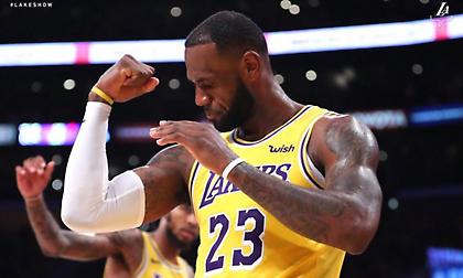 Πρώτη του ΛεΜπρον στο «Staples Center» (vid)