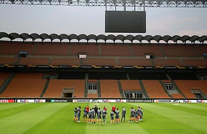 Η προπόνηση του Ολυμπιακού στο «Σαν Σίρο» (pics)