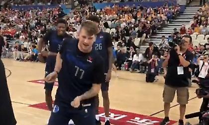 Το’ ριξαν στο χορό Ντόντσιτς και Κ. Αντετοκούνμπο (video)