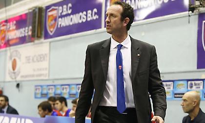 Χουγκάζ στον ΣΠΟΡ FM: «Πρώτος στόχος για τον Πανιώνιο είναι η παραμονή»