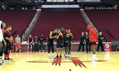 Χιούστον Ρόκετς: Ποιοτικό… τραγούδι στην προπόνηση (vid)