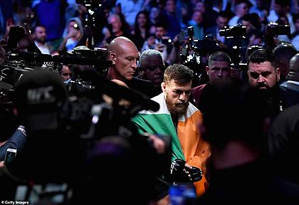 Θέλει ρεβάνς ο ΜακΓκρέγκορ (pic)