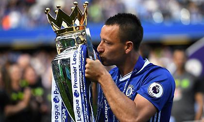 Επίσημο: «Κρέμασε» τα παπούτσιά του ο Τέρι!