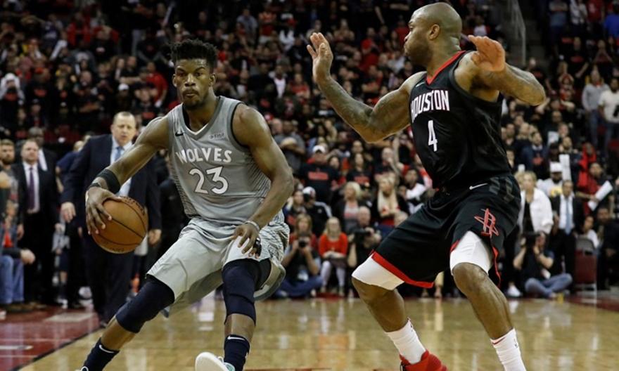 Δεν θέλουν να «θυσιάσουν» τον Τάκερ για τον Μπάτλερ οι Ρόκετς