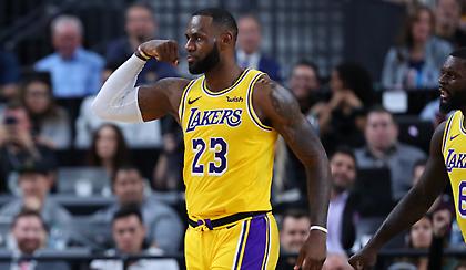 Οι Λέικερς έδειξαν τα δόντια τους στους πρωταθλητές