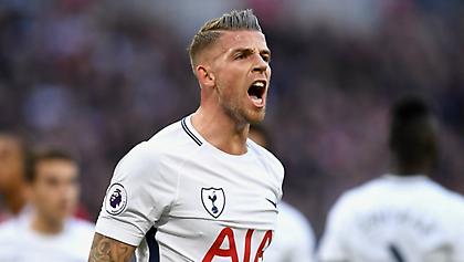 «Καραδοκεί» για Αλντερβάιρελντ η Μάντσεστερ Γιουνάιτεντ