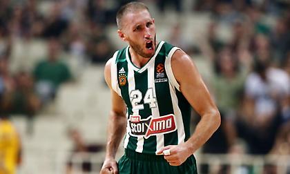 Λοτζέσκι: «Ο Καλάθης με έβαλε στο παιχνίδι με τις ασίστ του»