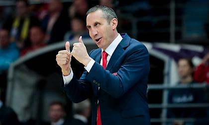 Μπλατ: «Δίκαιη νίκη, τα παιδιά έπαιξαν ο ένας για τον άλλο»