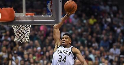 Το απίθανο triple double του Γιάννη (video)