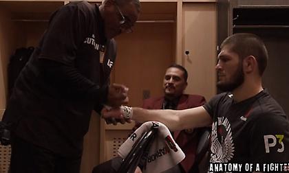 Στα αποδυτήρια του Χαμπίμπ πριν τον αγώνα με τον ΜακΓκρέγκορ (video)