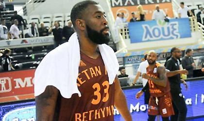 Air-ball σε ελεύθερη βολή ο Κλάντον (video)