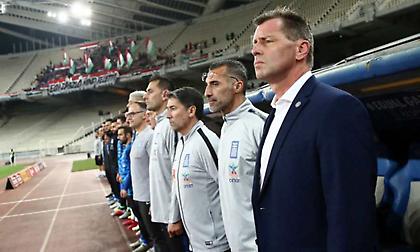 Η νίκη δεν αρκεί, για να φύγει το βαρύ κλίμα στην Εθνική