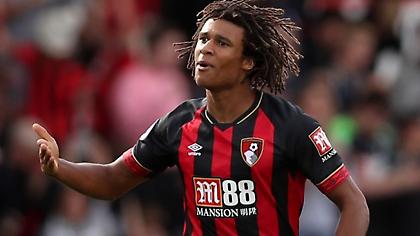 Άκυρο από Ακέ σε πρόταση της Γιουνάιτεντ