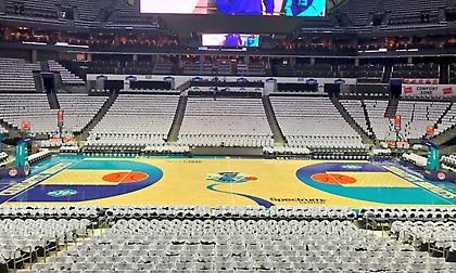 Με παρκέ από τα ‘90s οι Χόρνετς!