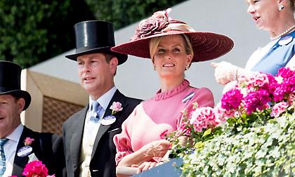 Από τις καλύτερες ιπποδρομίες του κόσμου, διεξάγονται σήμερα στο ASCOT!