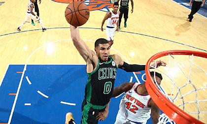 Από την γκάφα στη λύτρωση ο Τέιτουμ (video)