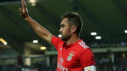 Με Ζαρντέλ, χωρίς Ντίας η Μπενφίκα κόντρα στον Άγιαξ