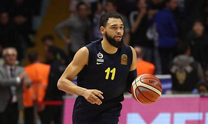 Εγχειρίστηκε ο Ένις – Ψάχνει γκαρντ η Φενέρμπαχτσε