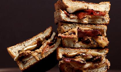 Επτά εναλλακτικοί γευστικοί τρόποι για να απολαύσετε μία μπανάνα