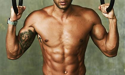 5 ασκήσεις για κοιλιακούς που μπορείς να κάνεις όρθιος!