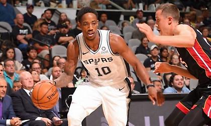 ΝτεΡόζαν: Ο πρώτος στην ιστορία των Σπερς! (videos)