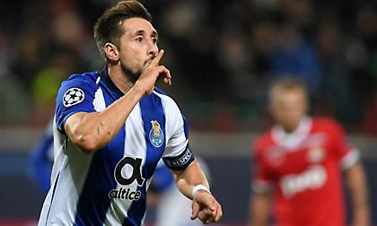 Κορυφή μέσω Μόσχας για την Πόρτο, παρέμεινε αήττητη η Σάλκε