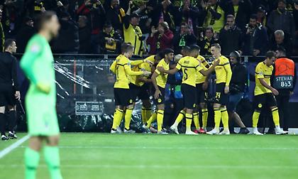 Τρελαίνει κόσμο αυτή η Ντόρτμουντ! (video)