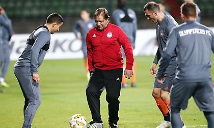 Νικολακόπουλος: «Με νέα άμυνα και ''παλιά'' χαφ και επίθεση ο Ολυμπιακός»