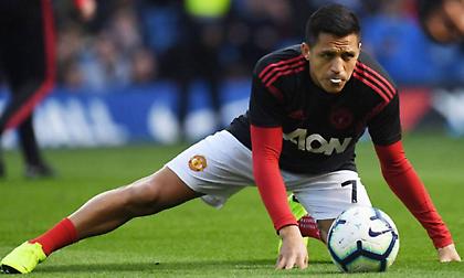 Περιμένει πρόταση από την Παρί Σεν Ζερμέν ο Αλέξις Σάντσες