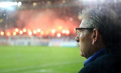 Πάμε αντίστροφα: Η Εθνική «κάνει» για τον Αναστασιάδη;