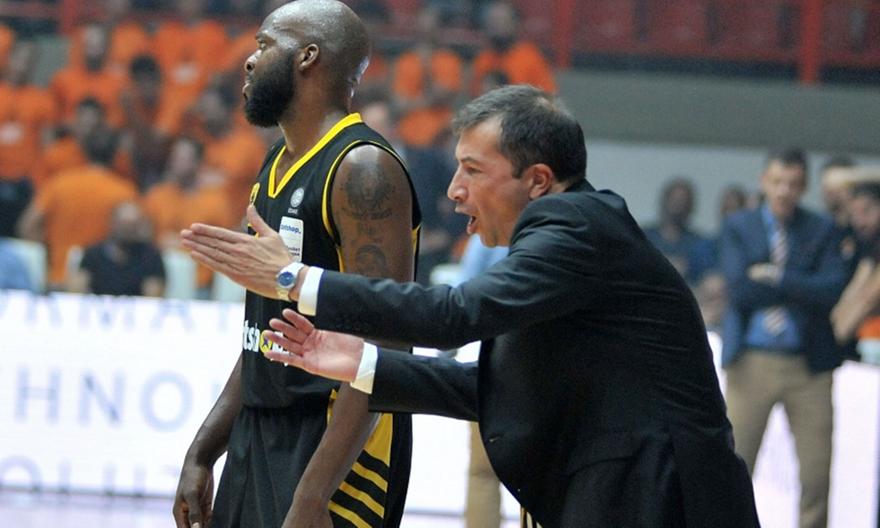 Μπάνκι: «Δεν έχουμε την απαιτούμενη σταθερότητα στο παιχνίδι μας»