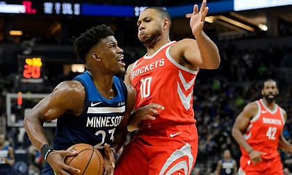 Οι Τίμπεργουλβς απέρριψαν πρόταση των Ρόκετς για Μπάτλερ