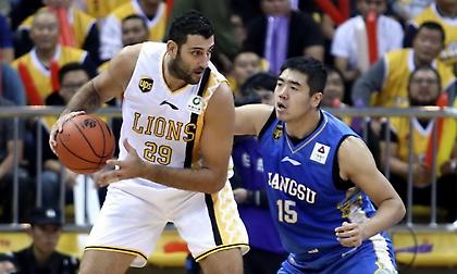 Επέστρεψε… αγριεμένος από την τιμωρία ο Μπουρούσης!