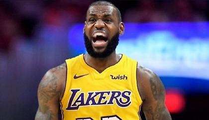 Έξαλλος ο Λεμπρόν: «Δεν θέλετε να είστε μπροστά όταν χάσω την υπομονή μου»