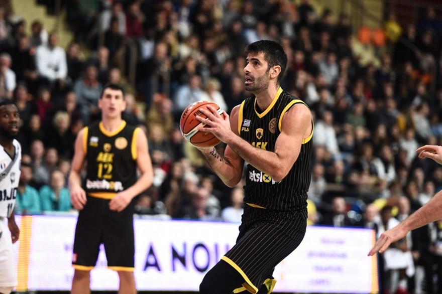 Στην κορυφή του Top 5 ο Σάκοτα (video)