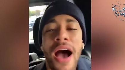 Νεϊμάρ: Καλύτερα να παίζει, παρά να τραγουδάει! (video)