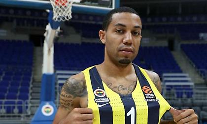 Φενέρ: Έτοιμος για ντεμπούτο με το «1» ο Γκριν (photos)