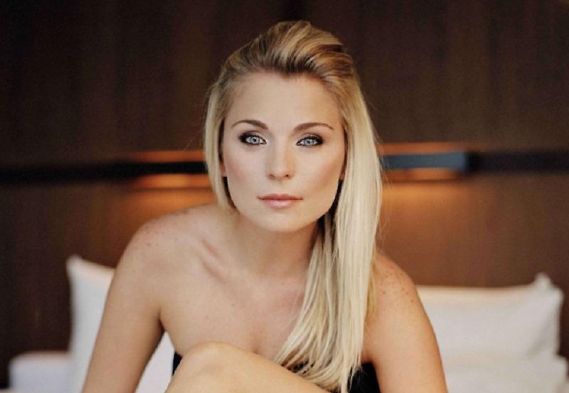 Μαρία Χοακίνα: Το κορίτσι του «Καρουζέλ» μεγάλωσε και εντυπωσιάζει (pics)