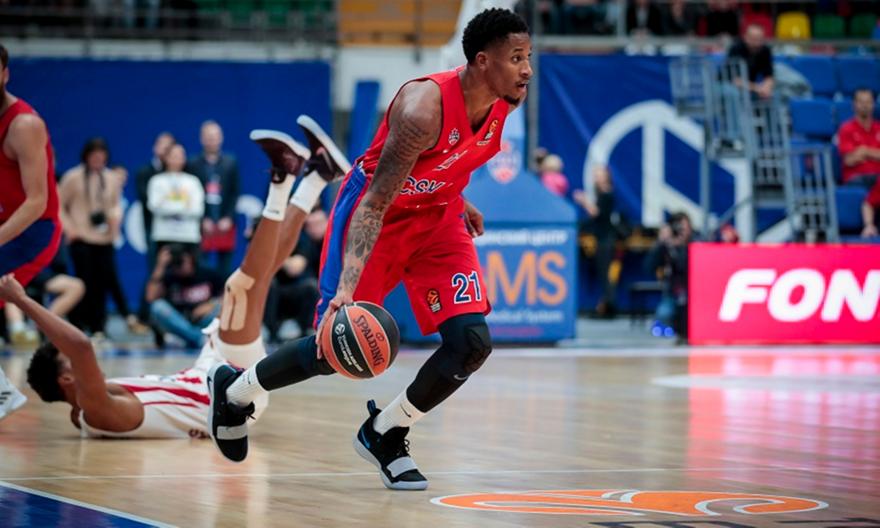 Κλάιμπερν: «Η άμυνα μας έδωσε τη νίκη επί του Ολυμπιακού»