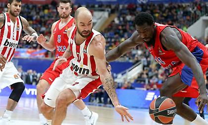 Ένα ριμπάουντ, ένα σφύριγμα και ένα… γιατί